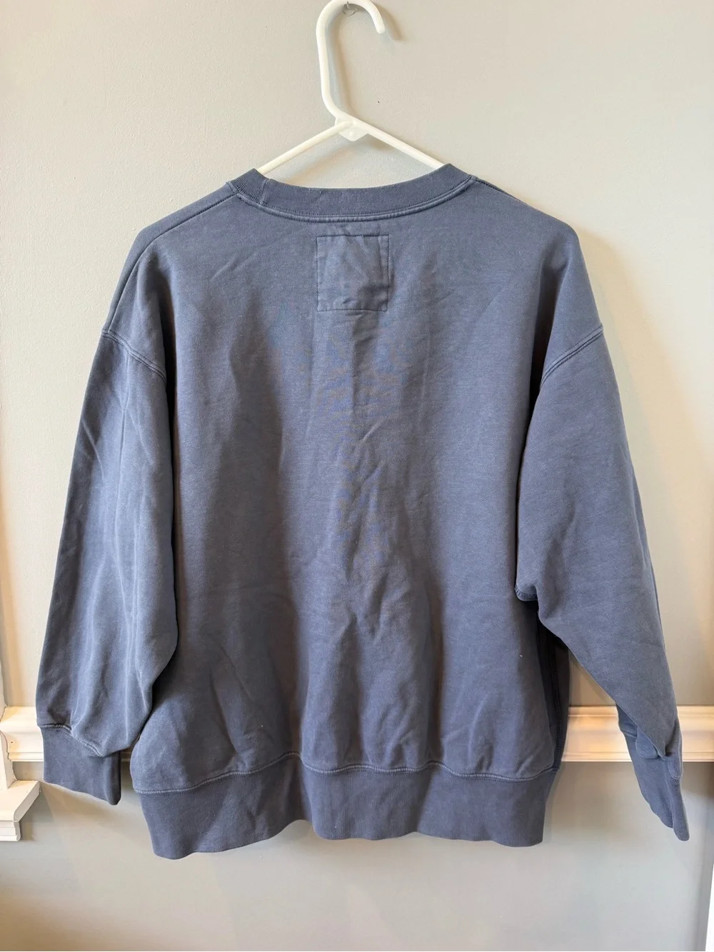 American Eagle Outfitters Men's Dark Blue Crewneck with Yellow Logo